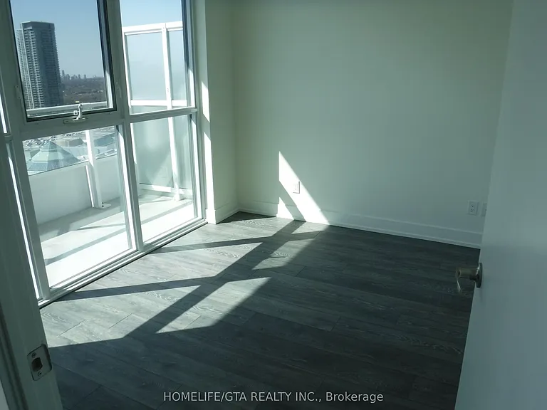 180 Fairview Mall Dr #2001 — Photo 8
