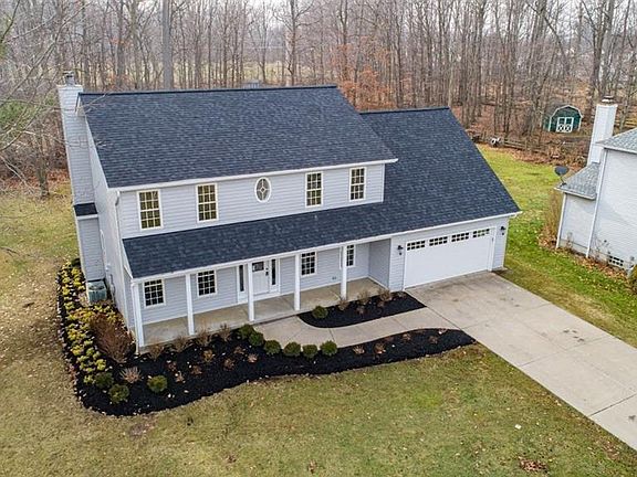 2nd image of 524 W Sturbridge Dr