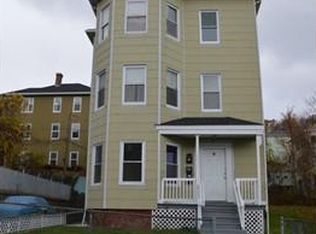 9 E Shelby St #1, Worcester, MA 01605