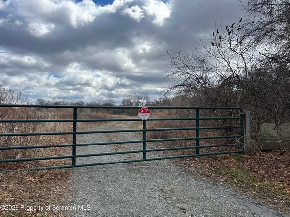 448 Griffin Pond Rd, Clarks Summit, PA 18411