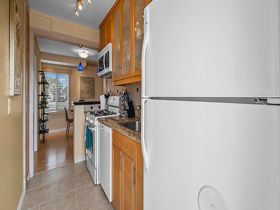 2nd image of 966 13th St
