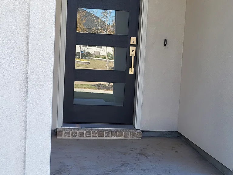1508 Hamlisch Ave — Photo 2