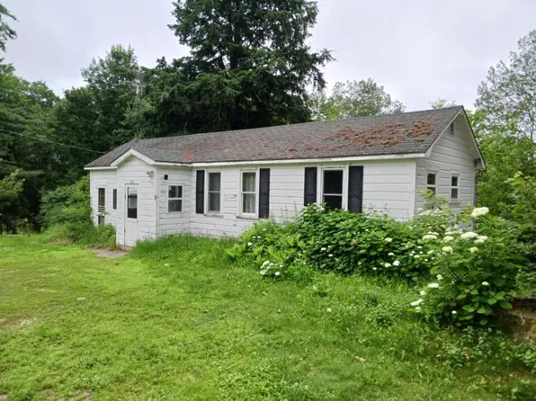 542 Ridge Road, Chesterville, ME 04938