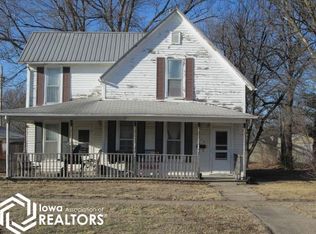 1217 Park Ave, Chariton, IA 50049