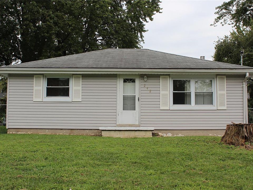 1st image of 242 Anistasia Dr