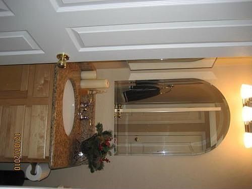 4th image of 808 E Monona Dr
