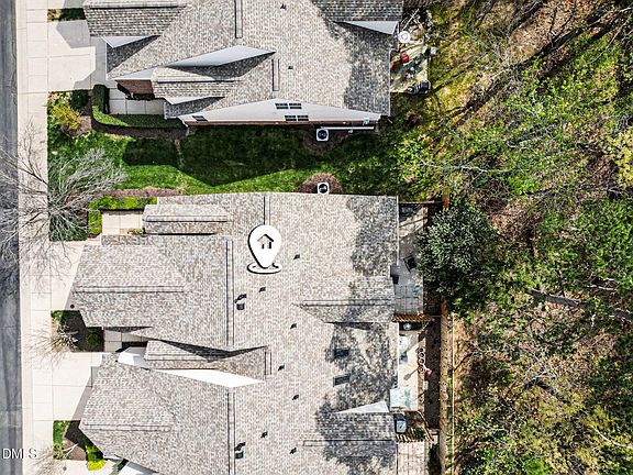 3rd image of 723 Swan Neck Ln