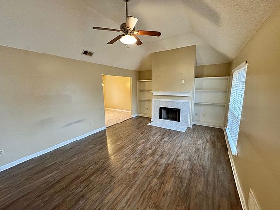 2nd image of 76 Autumn Branch Ln