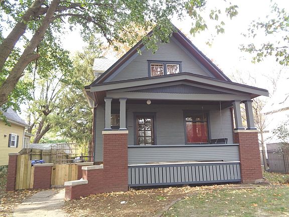 2nd image of 409 Woodland Ave