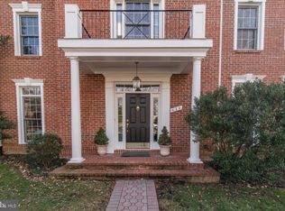 419 Park Ave, Falls Church, VA 22046