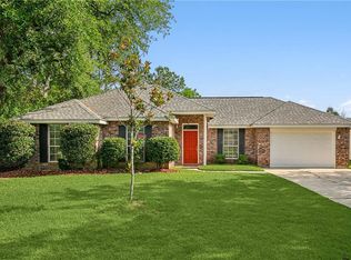 1125 Milan Dr, Mandeville, LA 70448