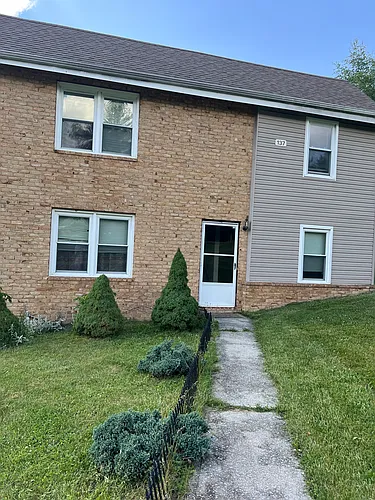 137 Lansing Dr #D Photo 1