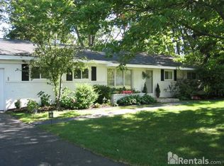 7299 Ward Eagle Dr, West Bloomfield, MI 48322