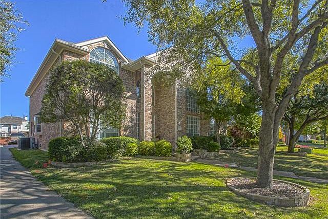 1st image of 4020 Naples Dr