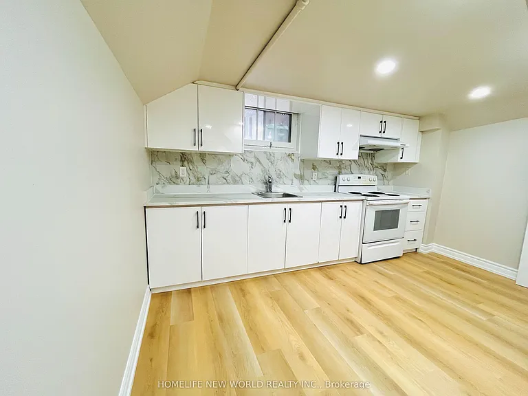 298 Empress Ave #BASEMENT — Photo 7
