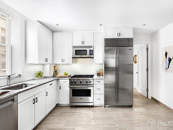 4th image of 1150 5th Ave APT 8C