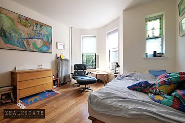 Rented by ZealEstate Group Inc