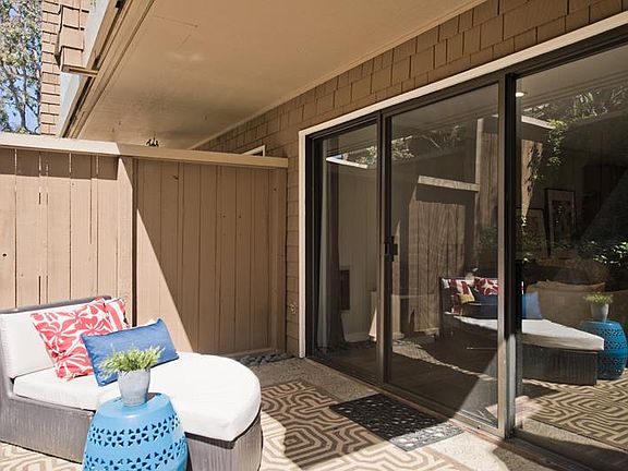 5th image of 1685 Bayridge Way APT 203