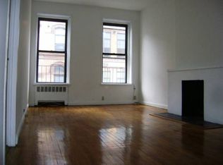 14 Jones St, Staten Island, NY 10314
