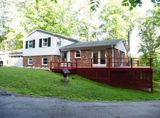 2390 Goose Creek Rd, Martinsville, IN 46151