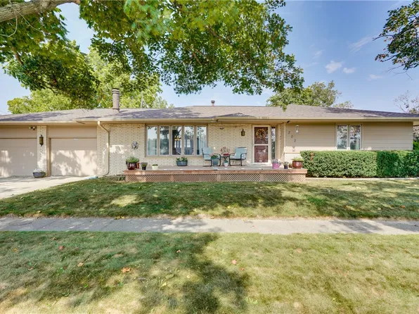 302 W 7th St, Woodward, IA 50276