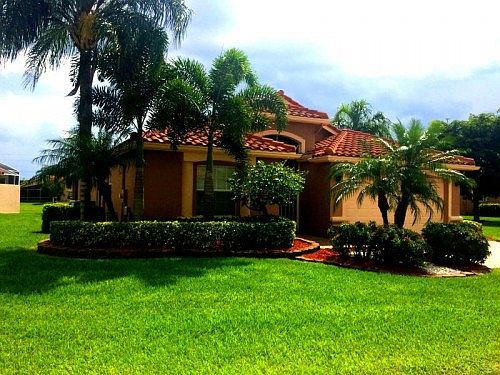 1st image of 7672 Viniste Dr