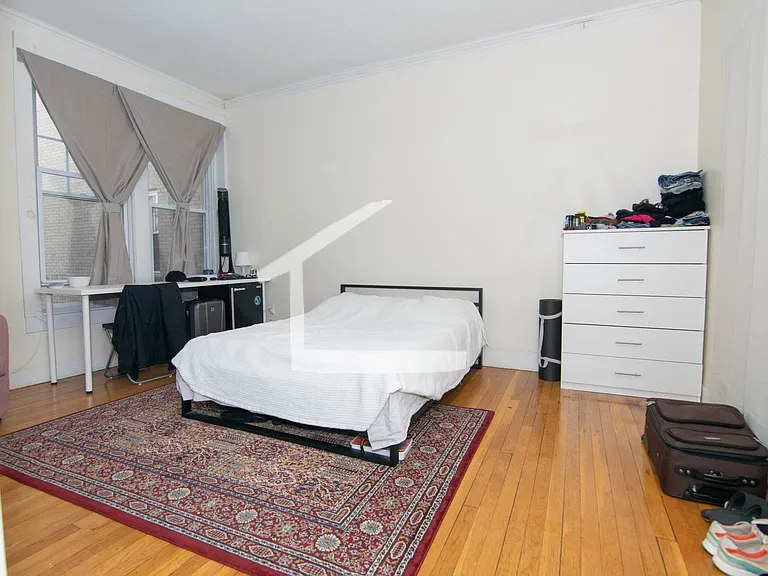 80 Gibbs St #3 — Photo 6