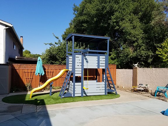 3rd image of 880 Greenwich Dr
