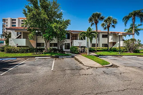 Bahia Del Mar Blvd Photo 1