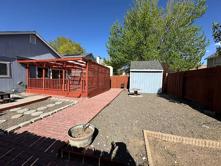 1213 Lawton Ct — Photo 25