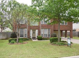 3333 Moss Creek Dr, Grapevine, TX 76051