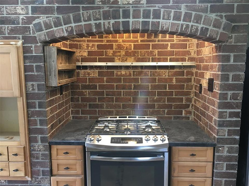 1st image of 3507 Sheldon Dr