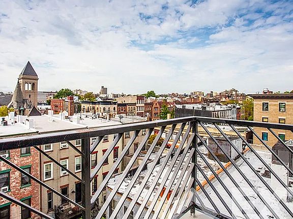 5th image of 1266 Pacific St #2CC
