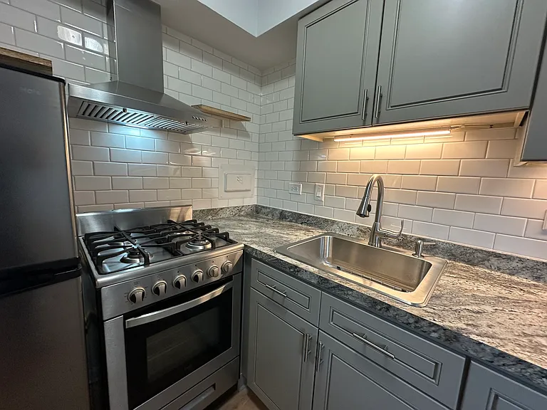 2629 N Hampden Ct #213 — Photo 2