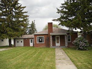 1st image of 732 Evergreen Ln