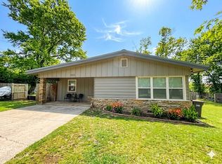 609 S 10th St, Jay, OK 74346