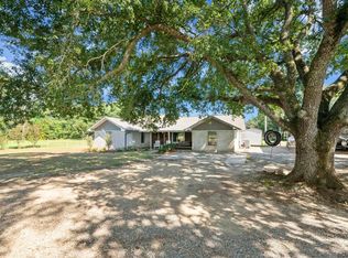 12175 Peairs Rd, Zachary, LA 70791