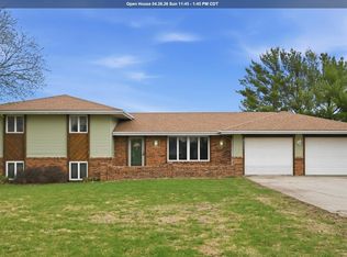959 Oak Rd, Harlan, IA 51537