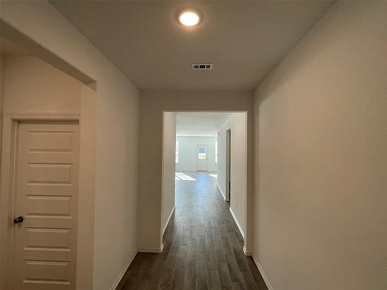 9669 Caney Trails Rd — Photo 3