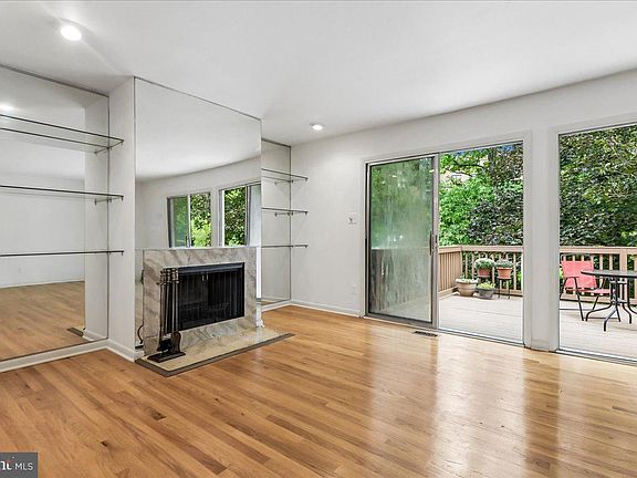 4th image of 1878 Autumn Frost Ln