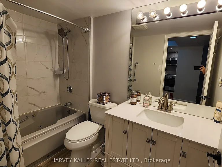 7 Broadway Ave #211 — Photo 17