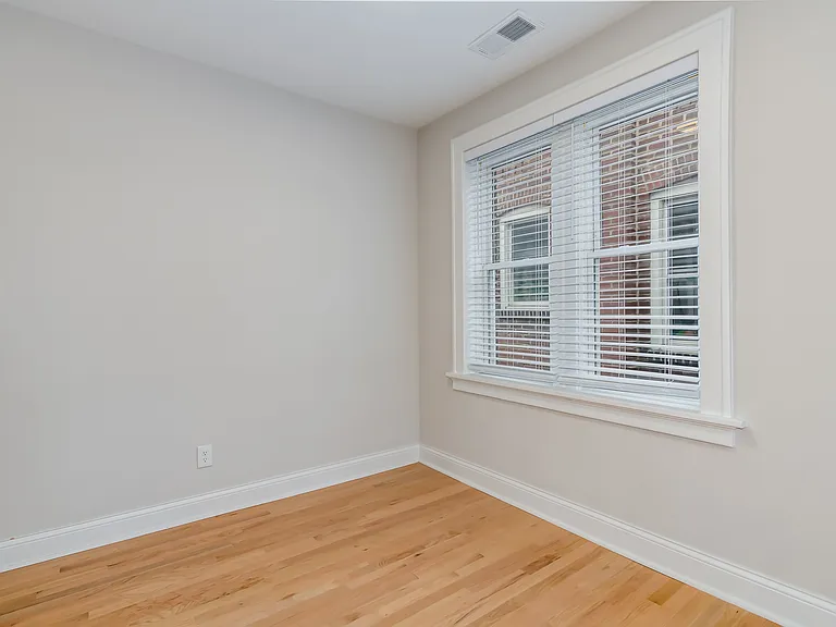 6322 Oakland Ave #2A6 — Photo 8