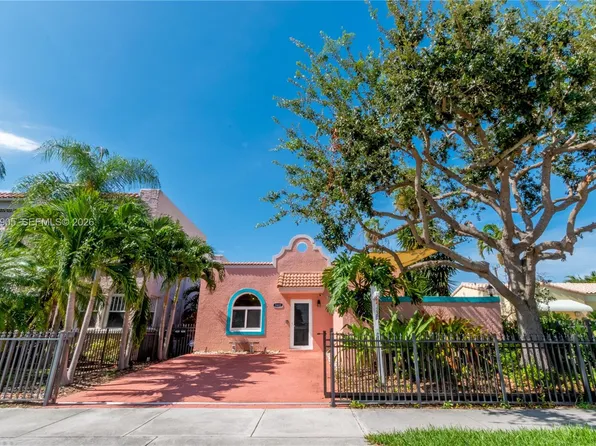 1633 Tyler St, Hollywood, FL 33020