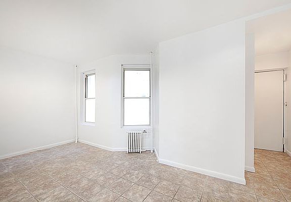 4th image of 210 1st Ave APT 14