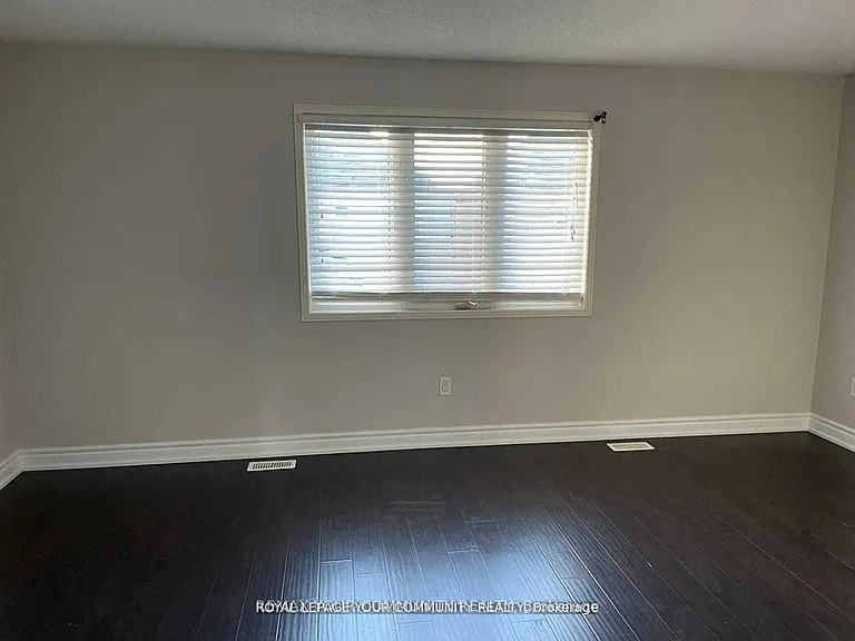 122 Russel Dr — Photo 14