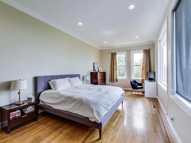 480 Arlington Ave — Photo 35