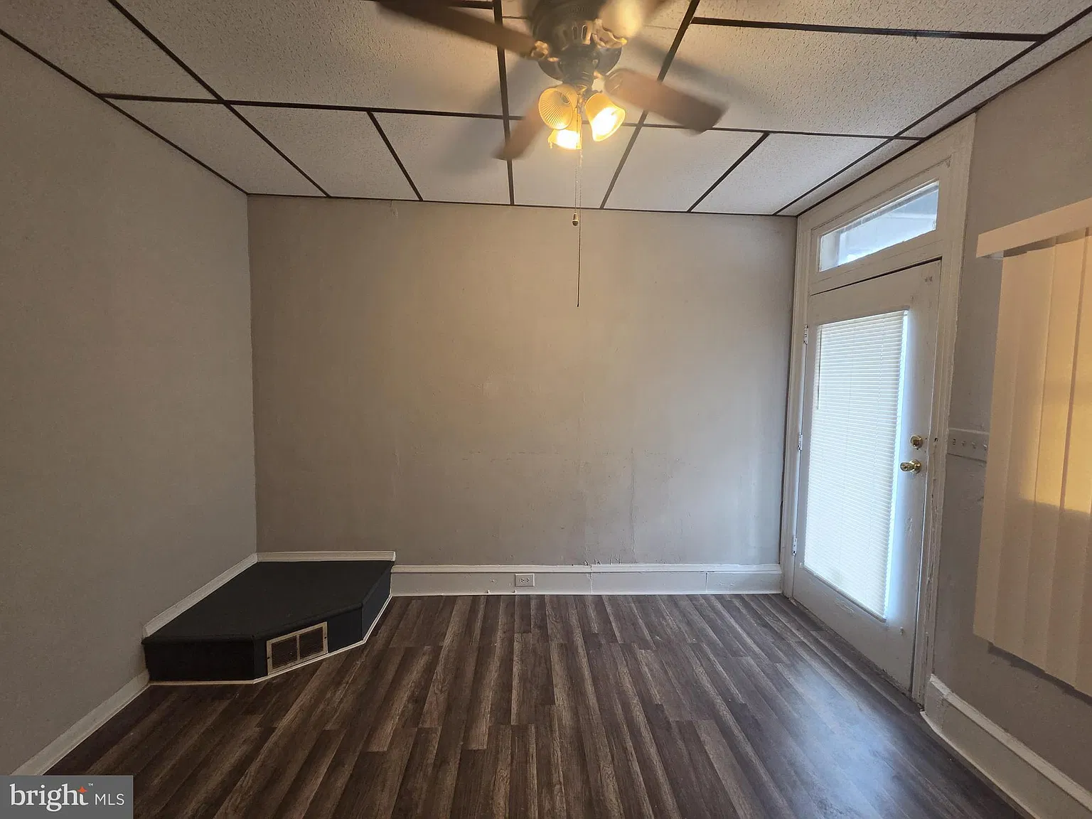 1 bed, 1.0 bath, 845 sqft, $1,100 — Photo 3