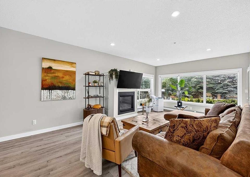 1st image of 1441 W 23rd Ave SW #206