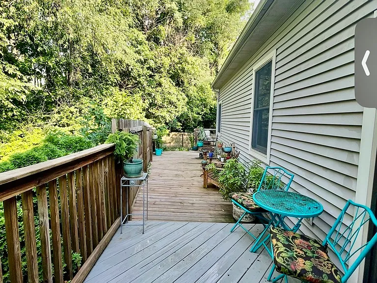 435 W Somersbe Pl — Photo 13