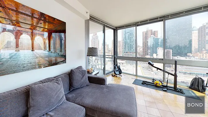 Rented by Bond New York | media 1